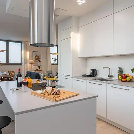 Rent Like - Mlyn Maria Iii Apartment *